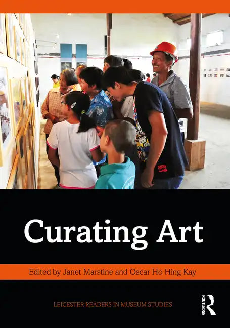 Curating Art - Paperback