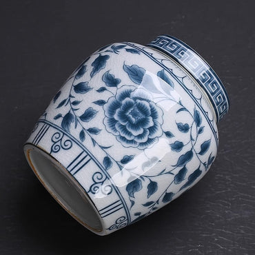 Ge Kiln Porcelain Tea Jar with Seal