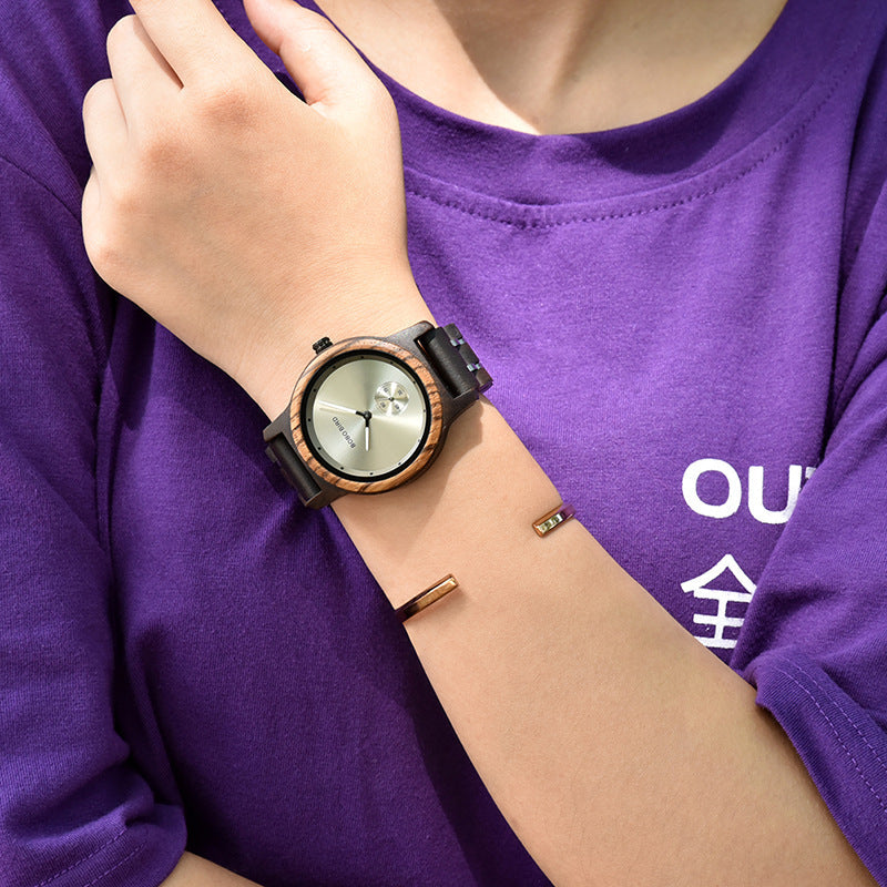 Q18 Classic Analog Quartz Watch