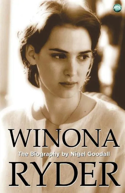 Winona Ryder - Paperback
