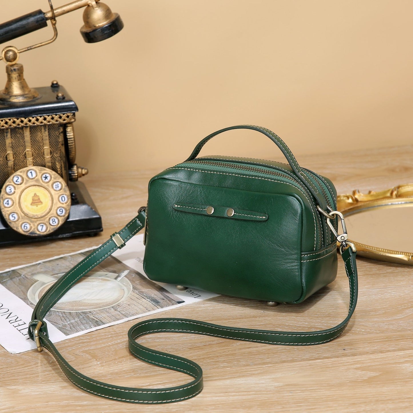 New Stylish Vintage Box Bag Made Of Top-grain Cowhide With Logo, Shoulder And Crossbody Bag, Small Square Bag For Commuting