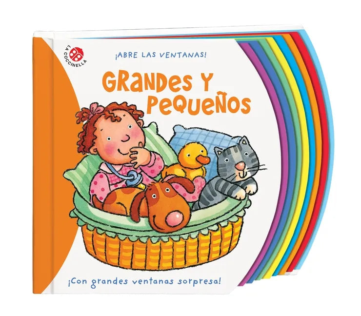 Grandes Y Pequeños - Board Book