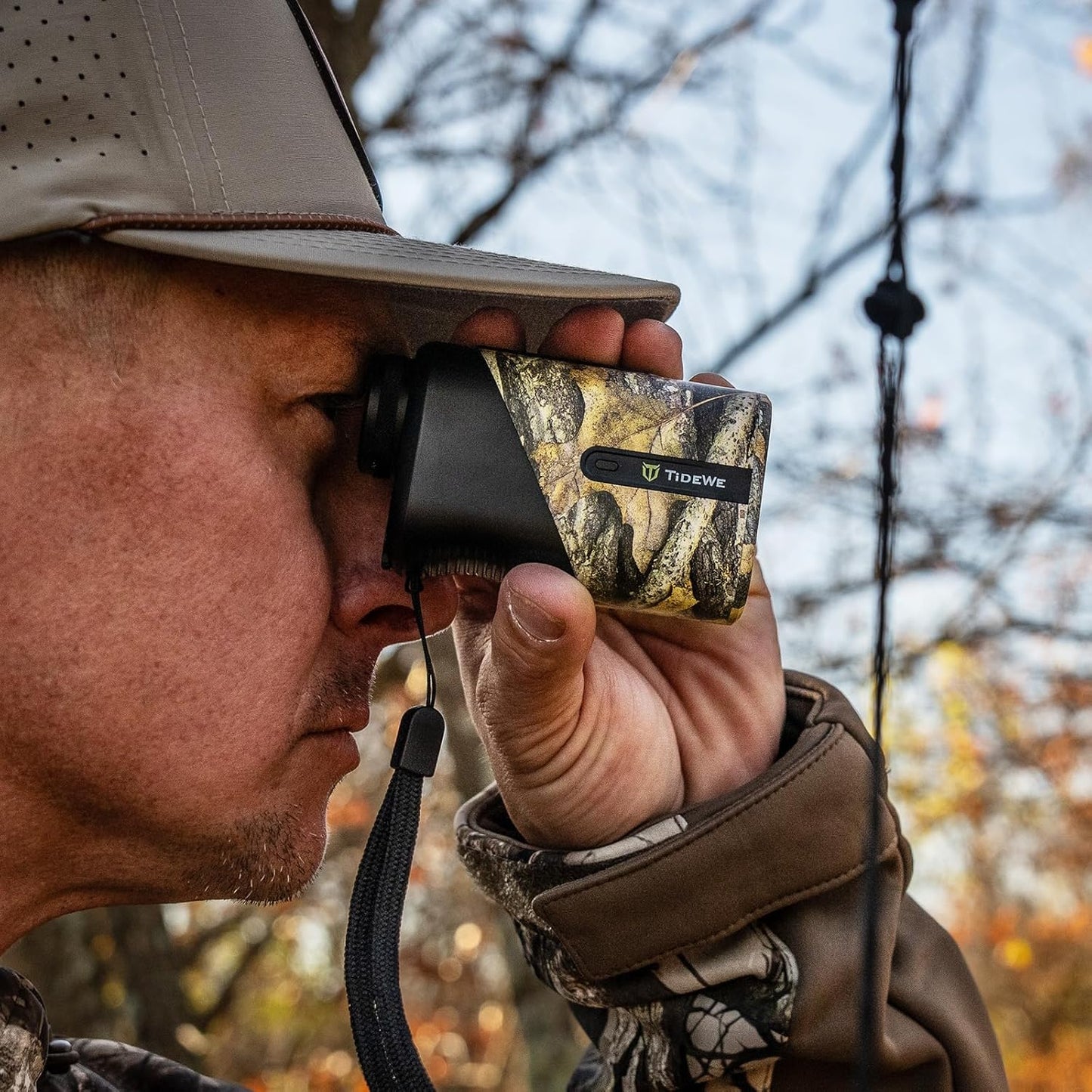 TIDEWE Hunting Rangefinder Mini with Rechargeable Battery, 875Y Laser Range Finder 6.5X Magnification, Distance/Angle/Speed/Scan Multi Functional Waterproof Rangefinder with Case (Leaf Camo)