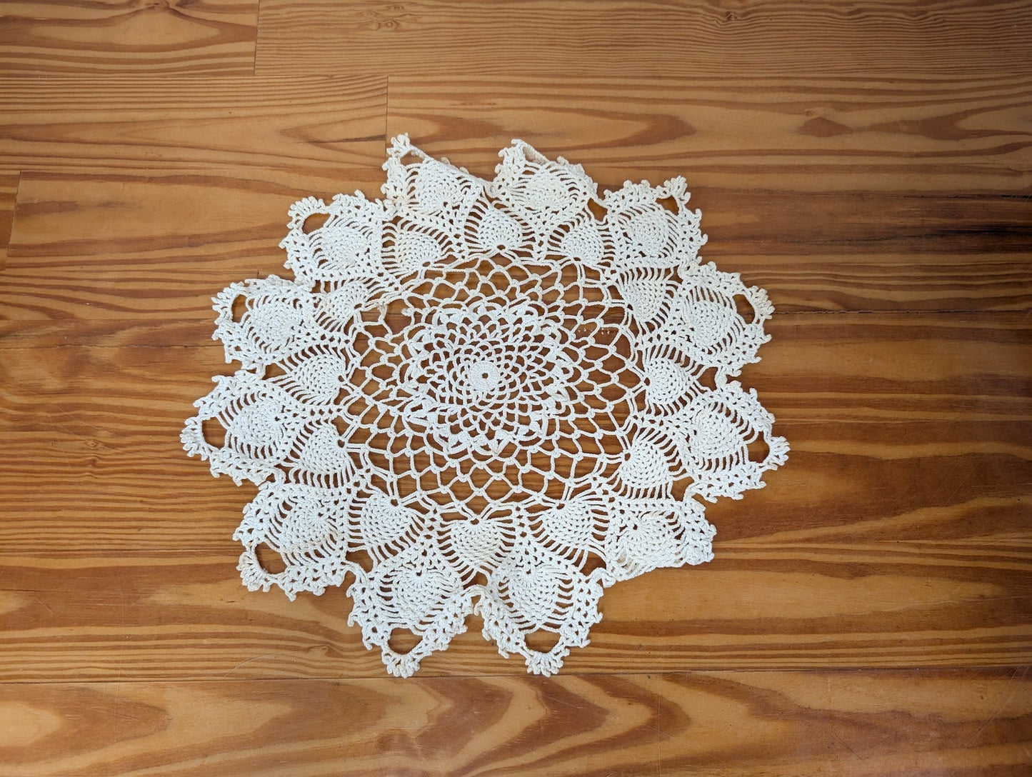 Large Round Crocheted Doily from Handmade - Linens (Cotton Thread Doily, Vintage, Traditional, Cottage, White)