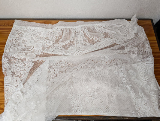 Floral Lace Curtain Panel from Unbranded - Textiles (Lace (Cotton/Polyester) Lace Panel, Vintage, Victorian, Romantic, White)