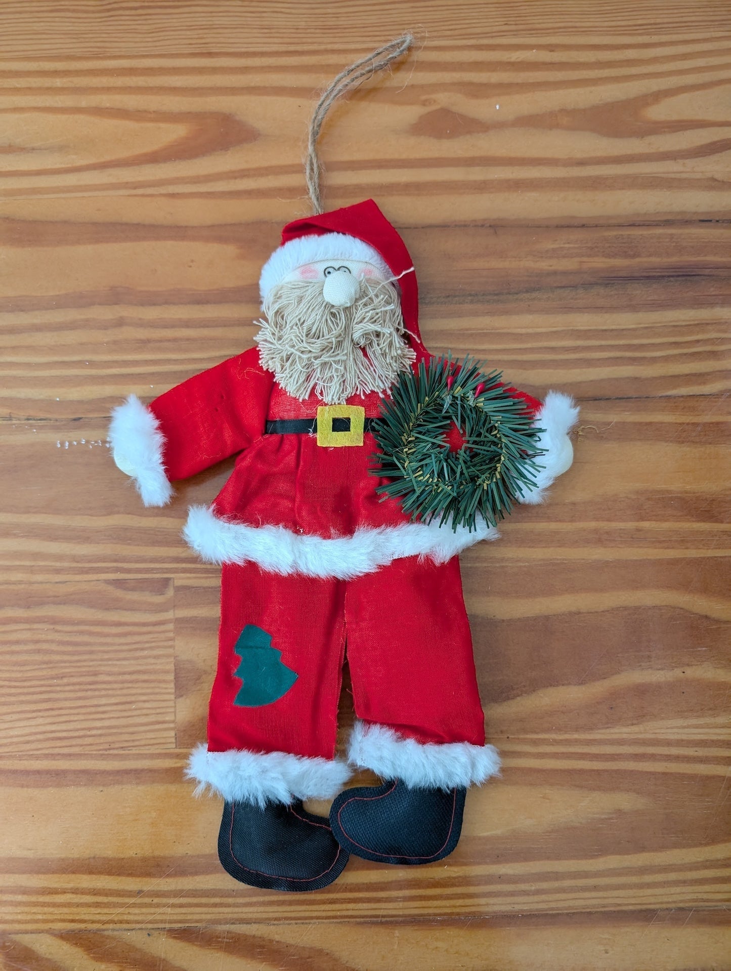 Plush Santa with Wreath from Unknown - Holiday Decor (Fabric, Faux Fur, Plastic, String Ornament, Handmade, Craft, Traditional, Red, White, Green)
