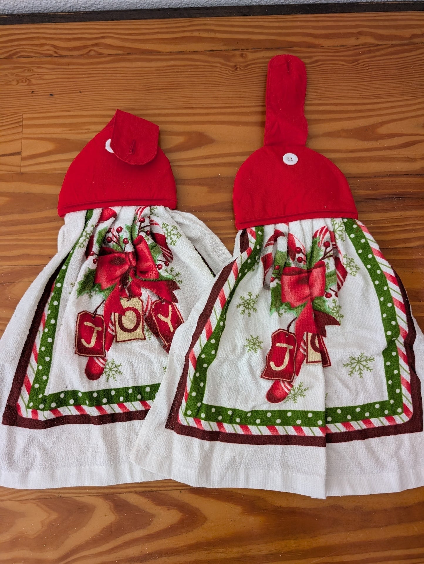 Hanging "JOY" Kitchen Towels from Unknown - Linens (Cotton Kitchen Linens, Traditional, White, Red, Green)