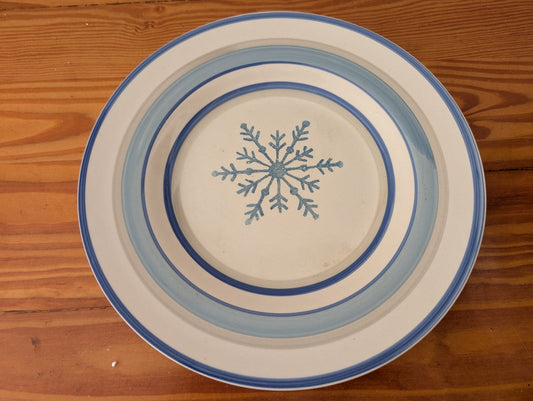 Snowflake Stoneware Plate from Unknown (Similar to Pfaltzgraff) - Tableware (Stoneware Plate, Rustic, Winter, Farmhouse, Cream, Blue, Grey)