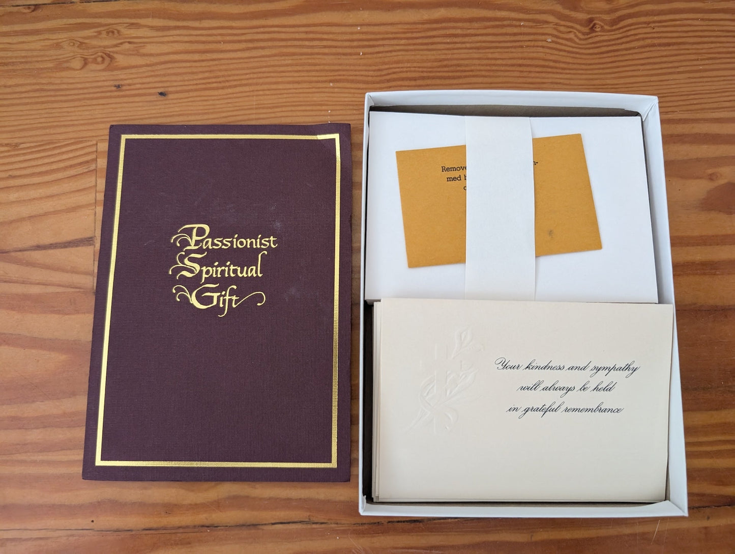 Passionate Spiritual Gift from Unknown - Stationery (Paper, Cardboard Boxed Card Set, Religious, Traditional, Burgundy, Cream, Gold)