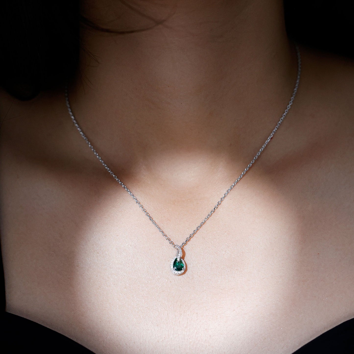 0.7 Carat Lab Grown Emerald and Moissanite Teardrop Necklace with Chain