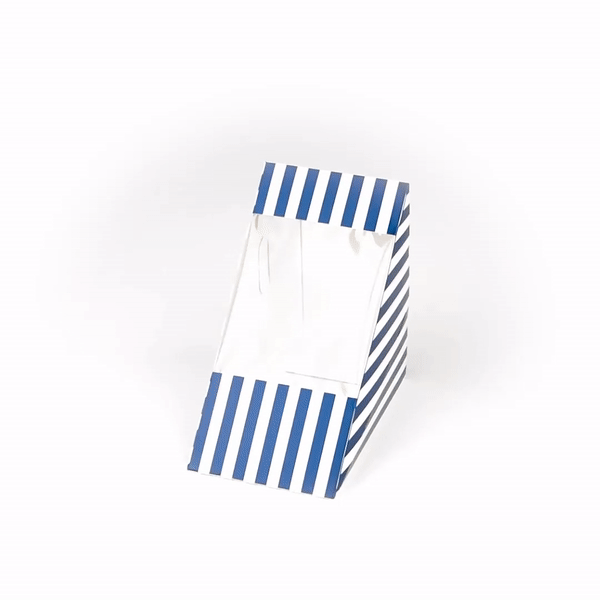Cafe Vision Triangle Blue and White Stripe Paper Large Sandwich Box - 4 3/4" x 4 3/4" x 3 1/4" - 25 count box