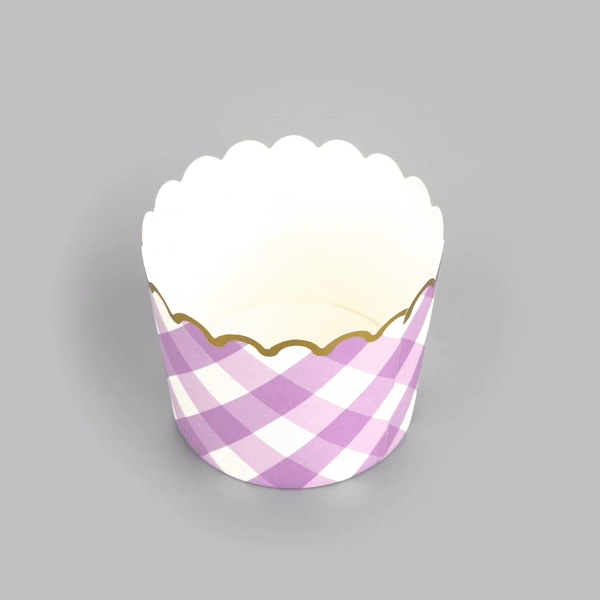 Panificio 4.5 oz Purple Plaid Paper Scalloped Baking Cup - Gold Rim - 2 3/4" x 2 3/4" x 2" - 500 count box