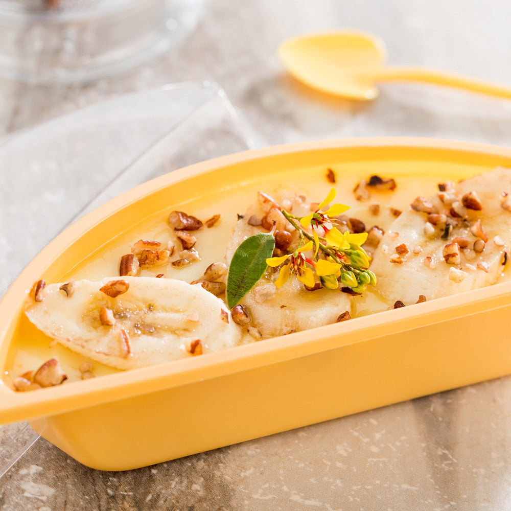 Sweet Vision 7 oz Yellow Plastic Banana Split Boat - with Lid - 8" x 3" x 2 1/2" - 100 count box