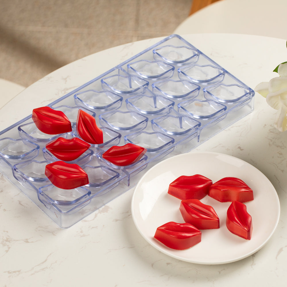Pastry Tek Polycarbonate Sexy Lips Candy / Chocolate Mold - 21-Compartment - 10 count box