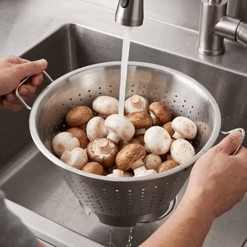 Met Lux Stainless Steel Colander - European Style - 17" x 14" x 8 1/2" - 1 count box