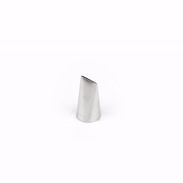 Pastry Tek Stainless Steel #150 Carnation Petal Piping Tip - 3/4" x 3/4" x 1 1/4" - 1 count box