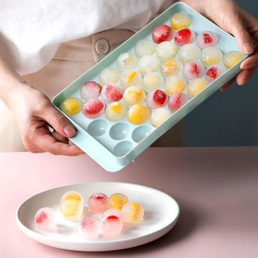 33-Cavity Round Ice Ball Tray – PP Plastic Whiskey & Cocktail Sphere Mold, Popsicle & Lollipop Maker