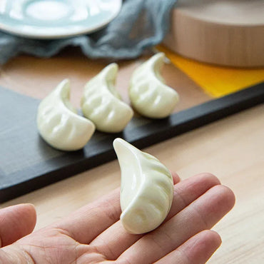 2-3PCS Cute Dumpling Shape Ceramic Chopsticks Holder Stand Chopstick Rack Pillow Japanese Style Kitchen Tableware Tools