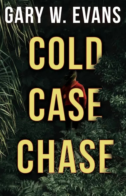 Cold Case Chase - Paperback