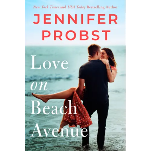 Love on Beach Avenue - Paperback