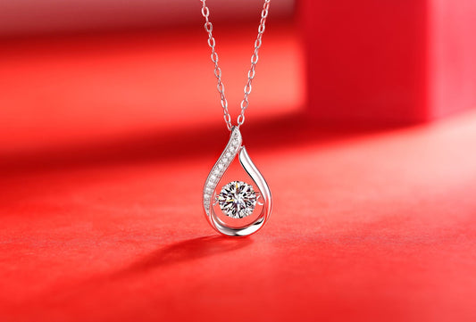 Dynamic - Fashionable and trendy jewelry set with 1-carat Moissan diamond S925 sterling silver, affordable diamond necklace pendant
