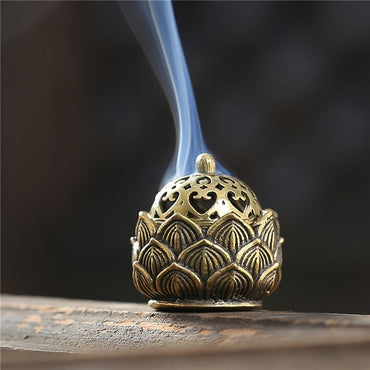 Handcrafted Lotus Shaped Incense Burner - Ideal for Relaxing Tea Ceremonies