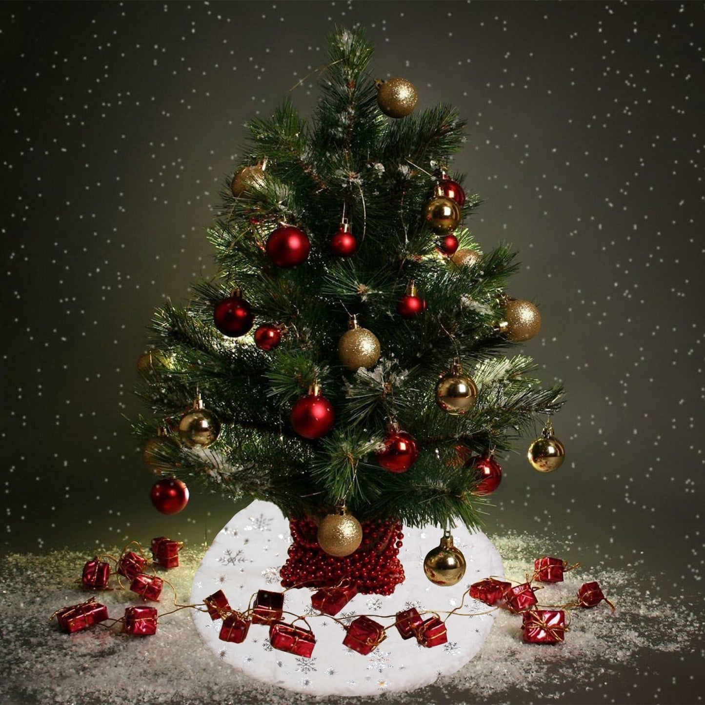 4pcs 15" Christmas Tree Skirt Set Mini Holiday Decoration