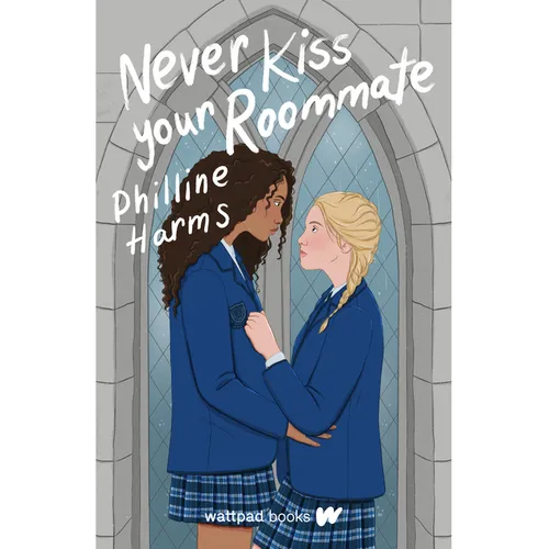 Never Kiss Your Roommate - Paperback