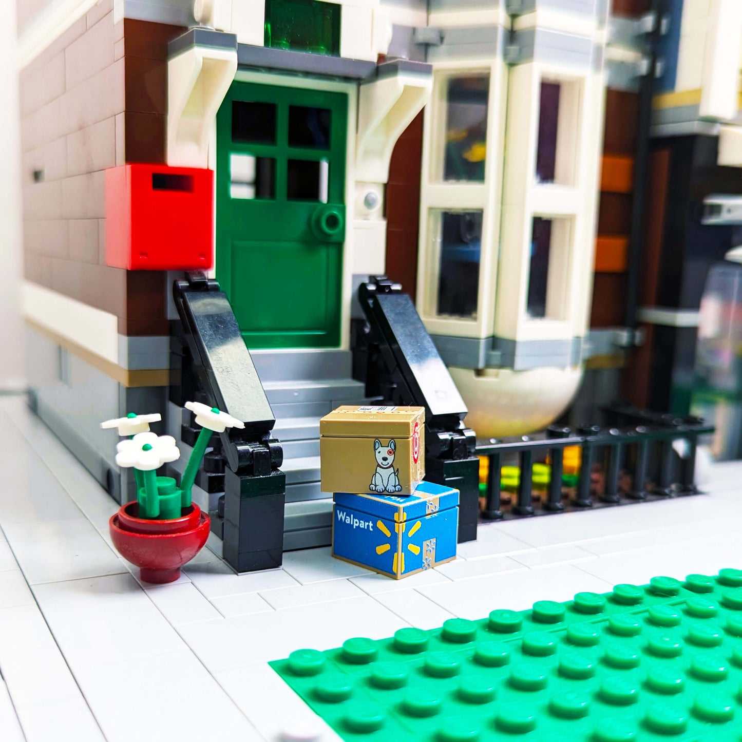 Walpart Shipping Box - Custom Printed Using LEGO® Parts (2 x 2 brick)