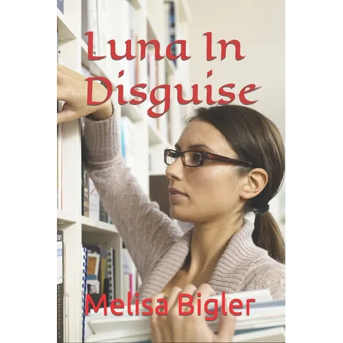 Luna In Disguise - Paperback