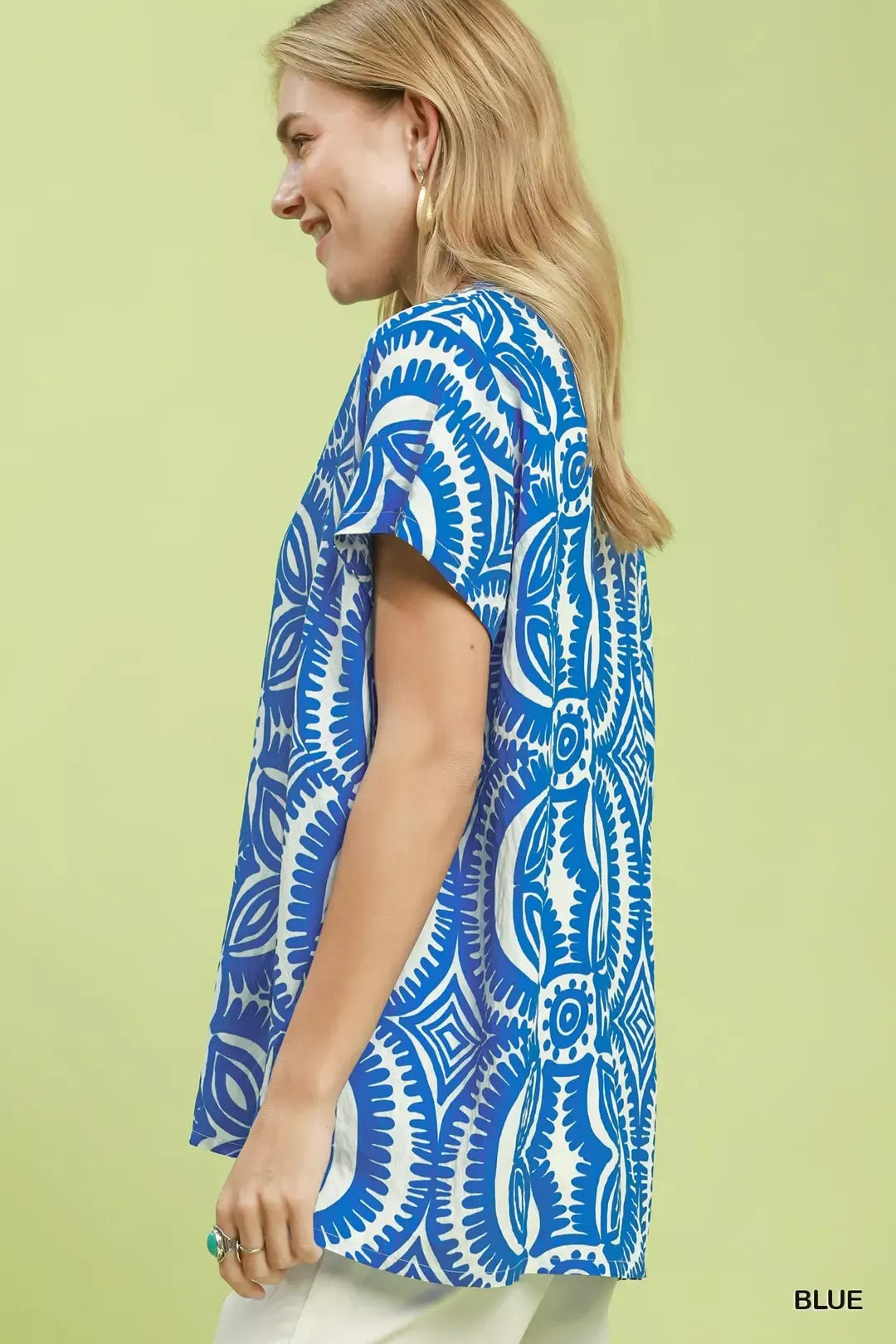 Umgee Geometric Print V-Neck Short Sleeve Top