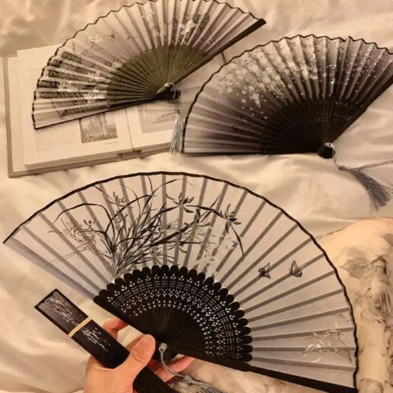 Portable Hand Fold Fan New Chinese Style Dance Props Retro Shell Fan Woman Men Bamboo Wood Silk Flower Folding Fan