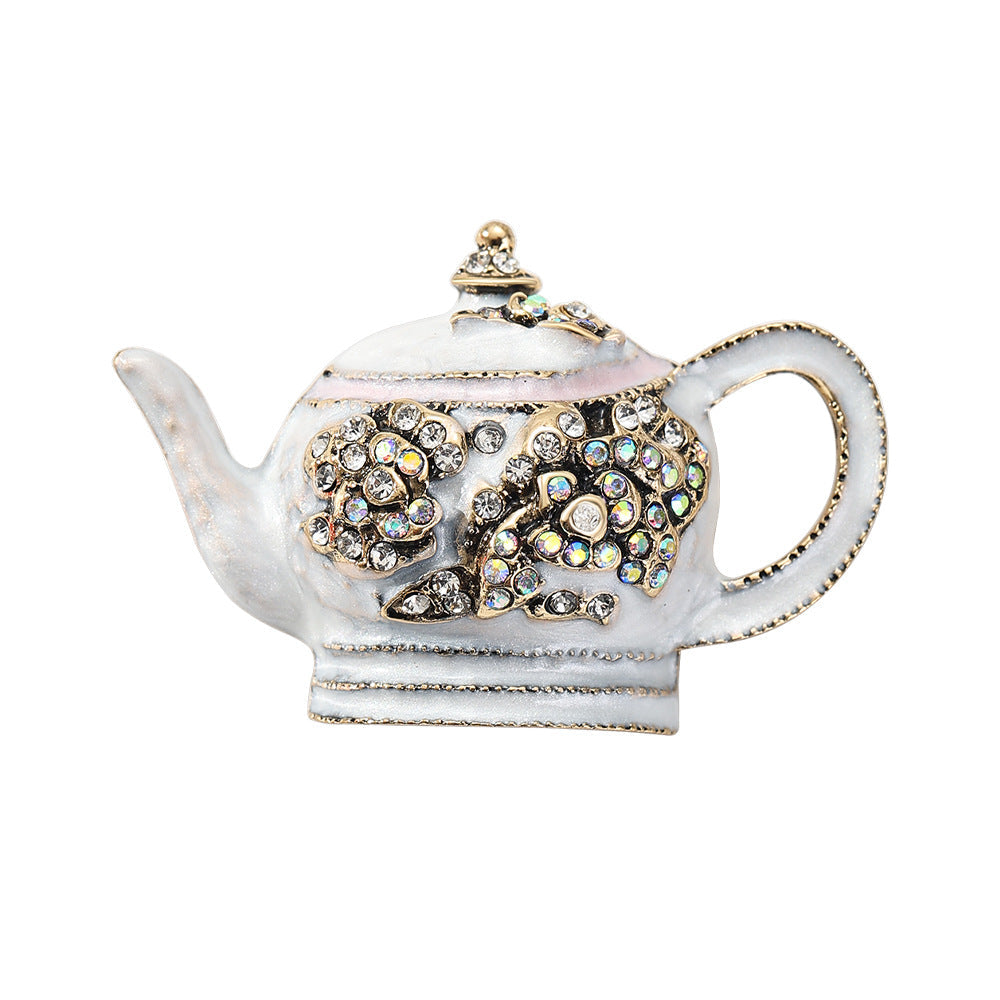 Fashionable Court-style Diamond-encrusted Kettle Brooch