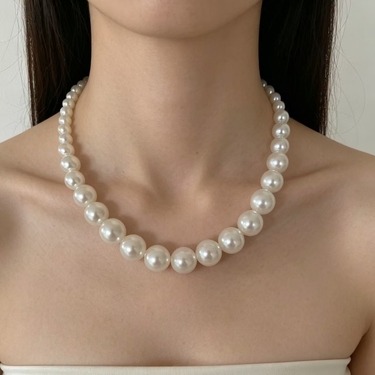 Retro Minimalist Chic French-style Faux Pearl Necklace