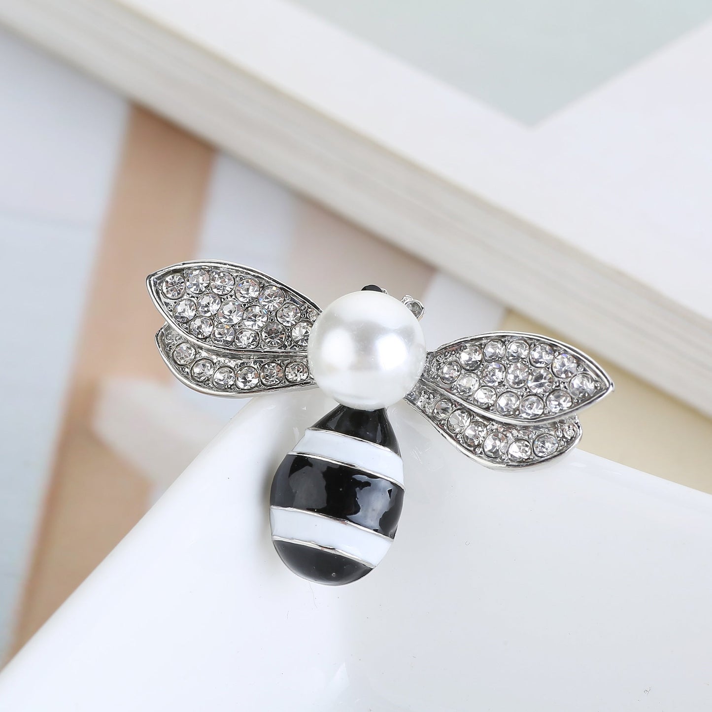 Cute Animal New Style Oil-Drop Bee Brooch