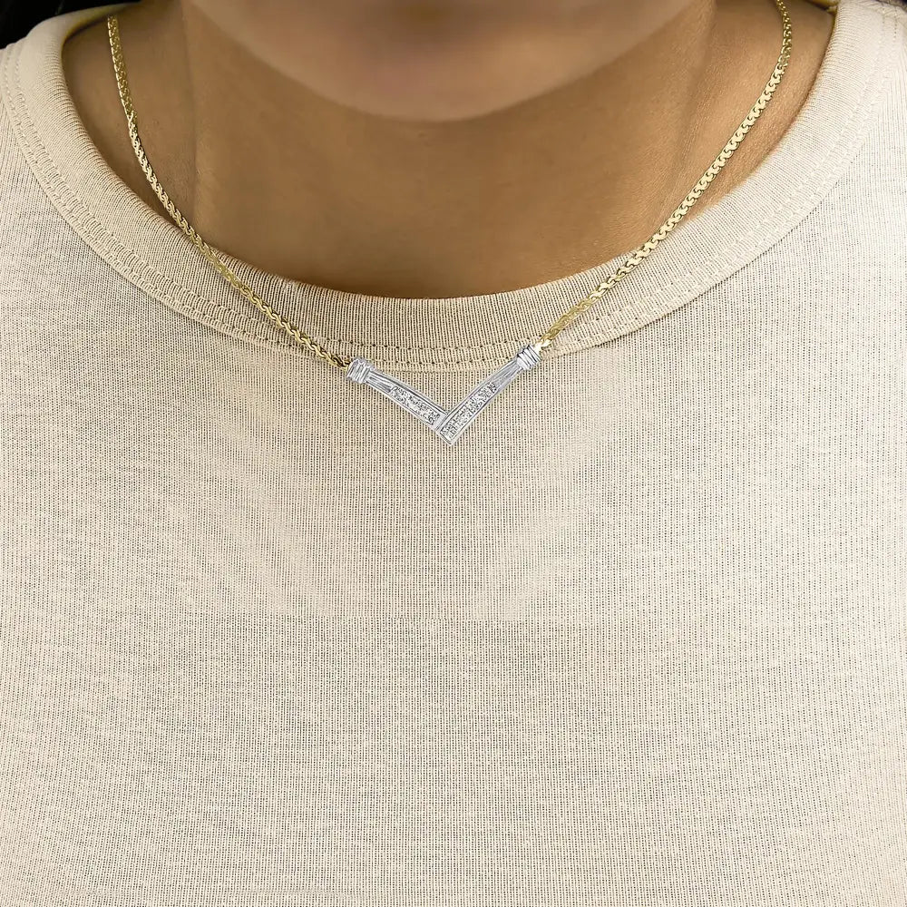 1/2 Cttw Princess Cut Diamond V Shape Two Tone 10K Gold Franco Necklace