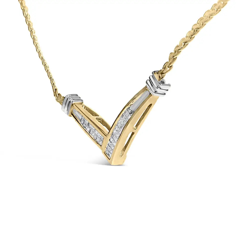 1/2 Cttw Princess Cut Diamond V Shape Two Tone 10K Gold Franco Necklace