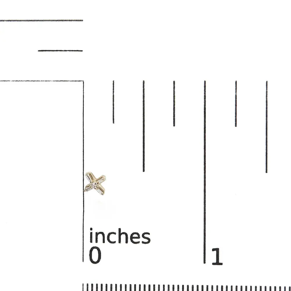 1/10 Cttw Diamond Criss Cross Stud Earrings in 10K Yellow Gold