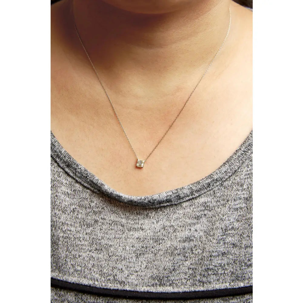 1/10 Cttw Round and Baguette Diamond Mosaic Square Pendant in 10K Gold