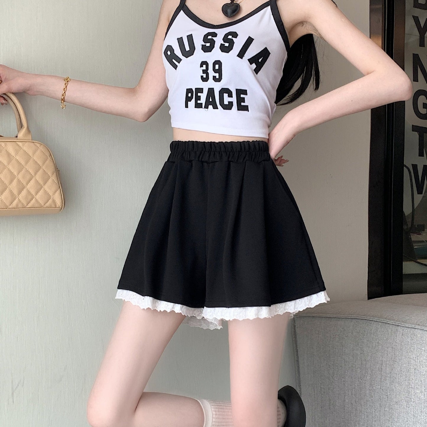 Loose-fitting A-line Wide-leg Hot Pants For Lounging And Working Out At Home