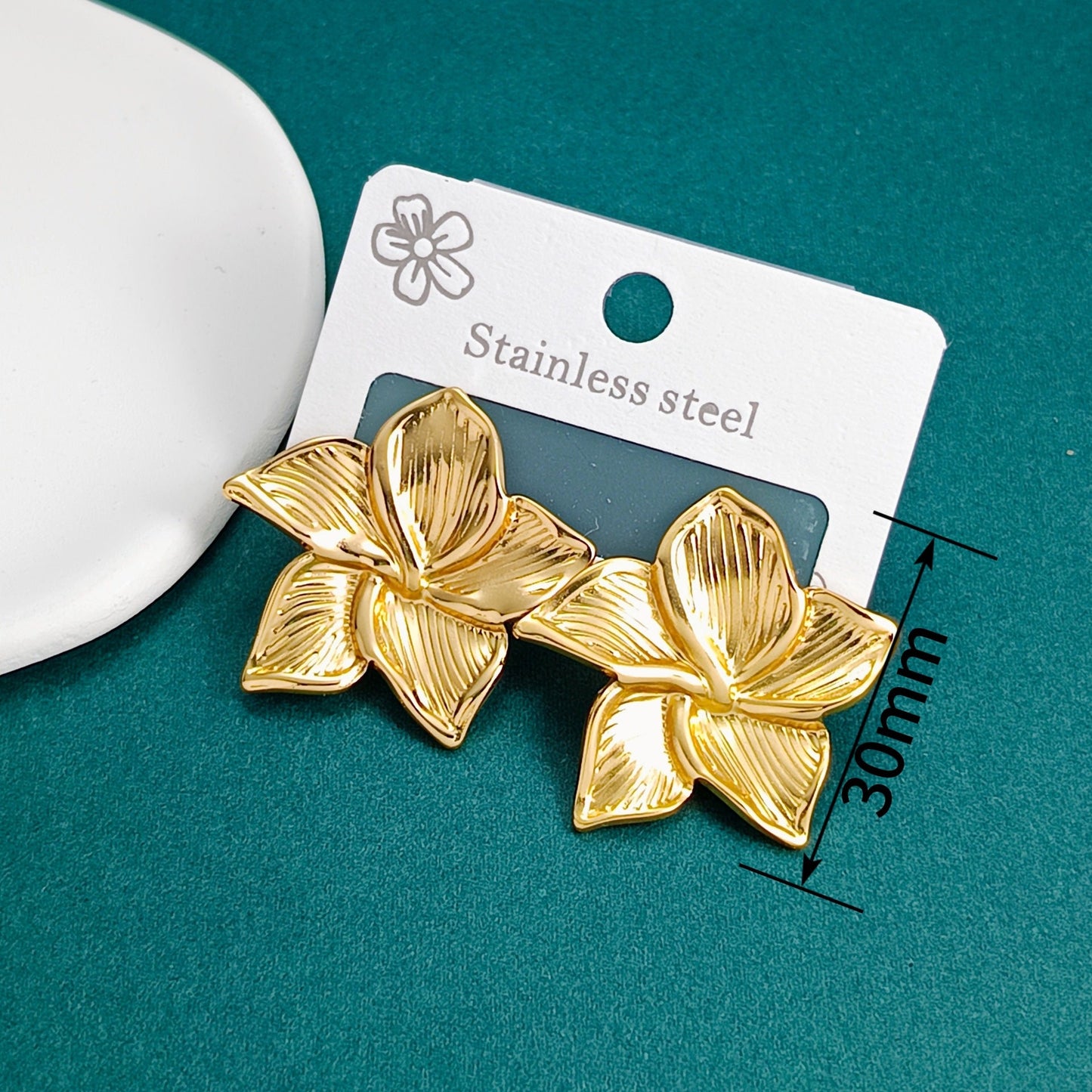 Double-layer Flower Stainless Steel Earrings Light Luxury With A Premium Feel