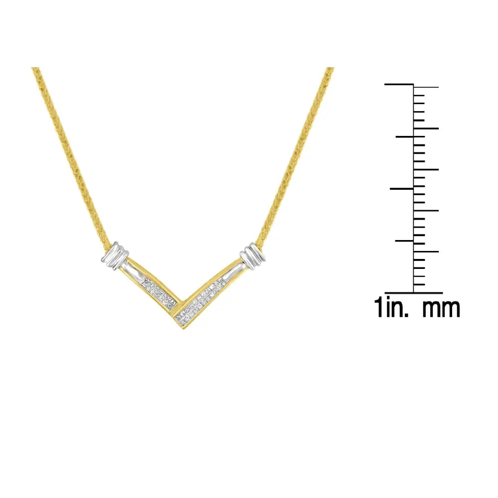 1/4 Cttw Princess Cut Diamond V-Shape Pendant in 14K Two-Tone Gold
