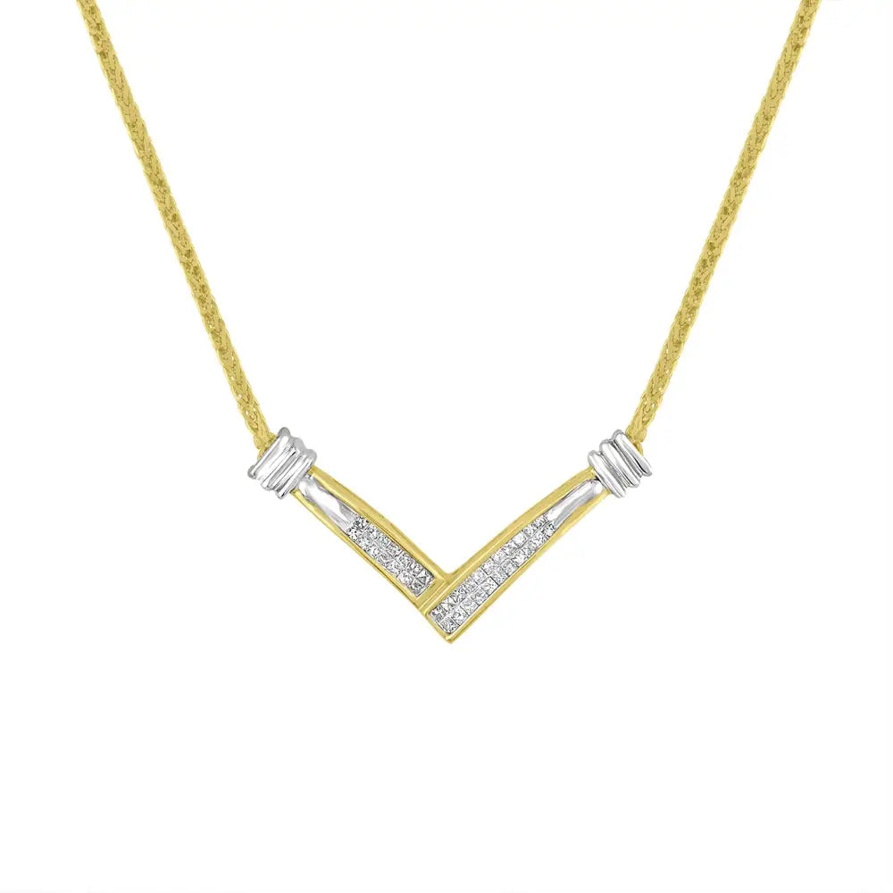 1/4 Cttw Princess Cut Diamond V-Shape Pendant in 14K Two-Tone Gold