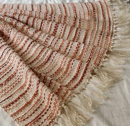 Pink Gradient Knitted Tassel Sofa Blanket – Bohemian Cozy Throw