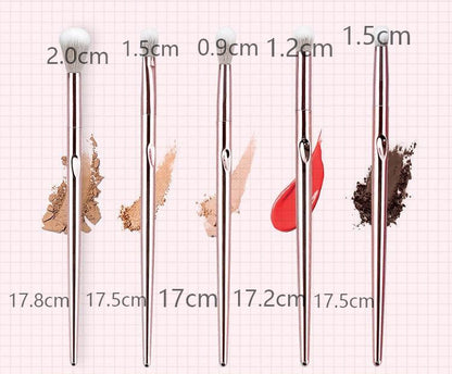 Makeup brush