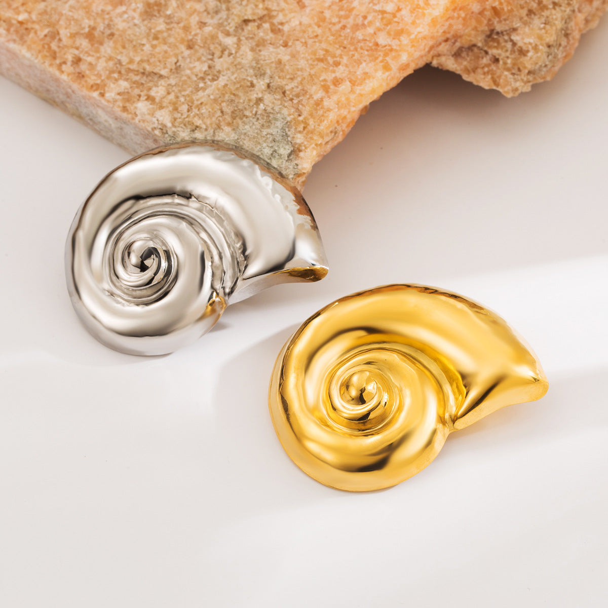 Conch-shaped Stainless Steel Brooch For Women