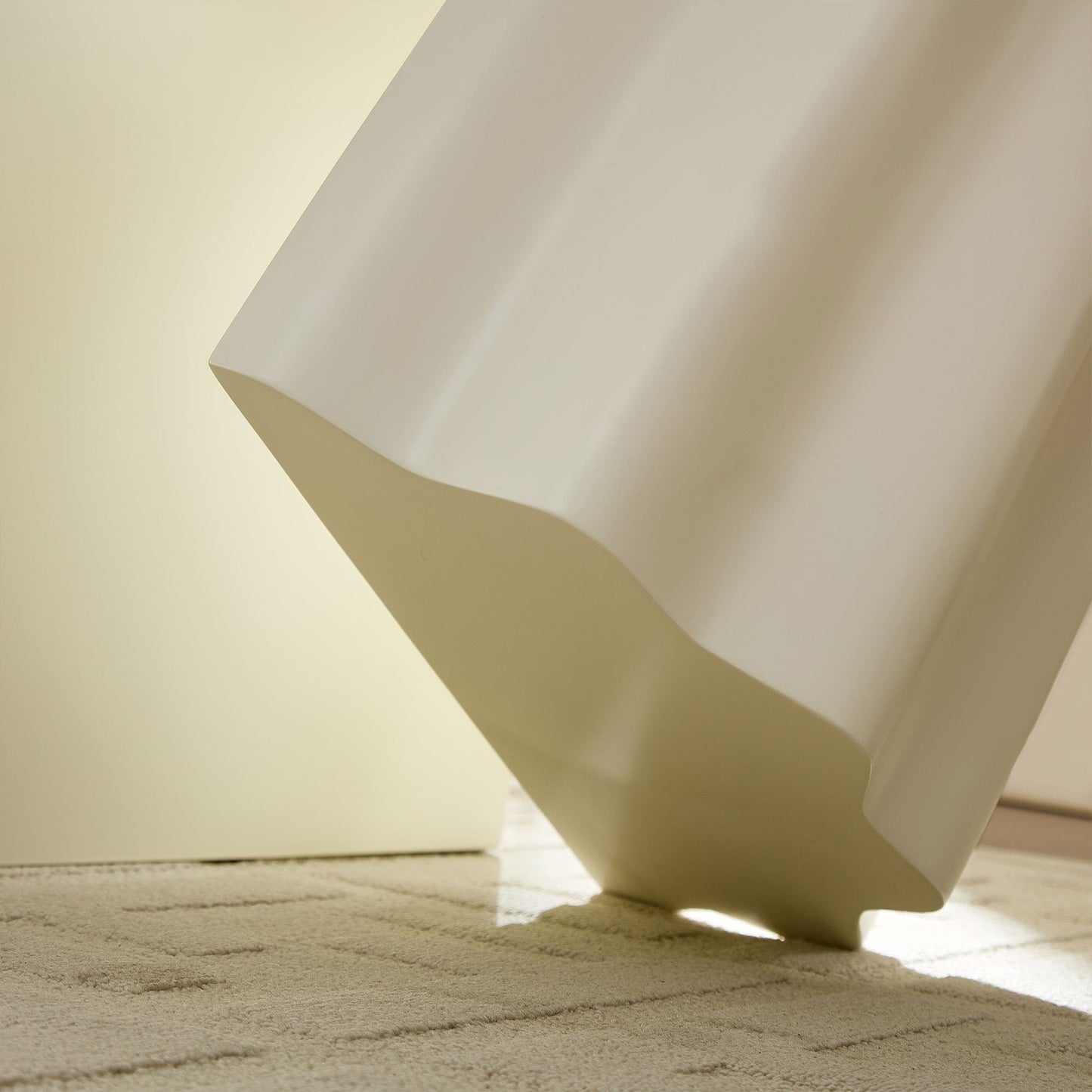 Set of 2 Wavy Edge Fiberglass Side Tables, Modern Design, No Assembly