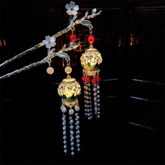 Ancient Chinese Stye Landscape and Lantern Hairpin