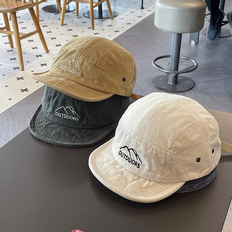 High-quality Japanese-style Baseball Cap With A Short Brim