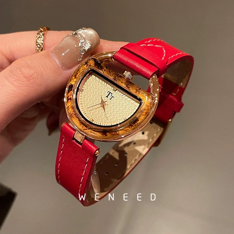Womens Watch With A Genuine Leather Strap Simple And Elegant